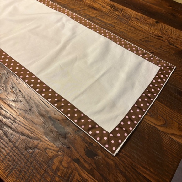 Table/Dresser Runner - Cream with Brown/Pink Polka Dots - Picture 5 of 7